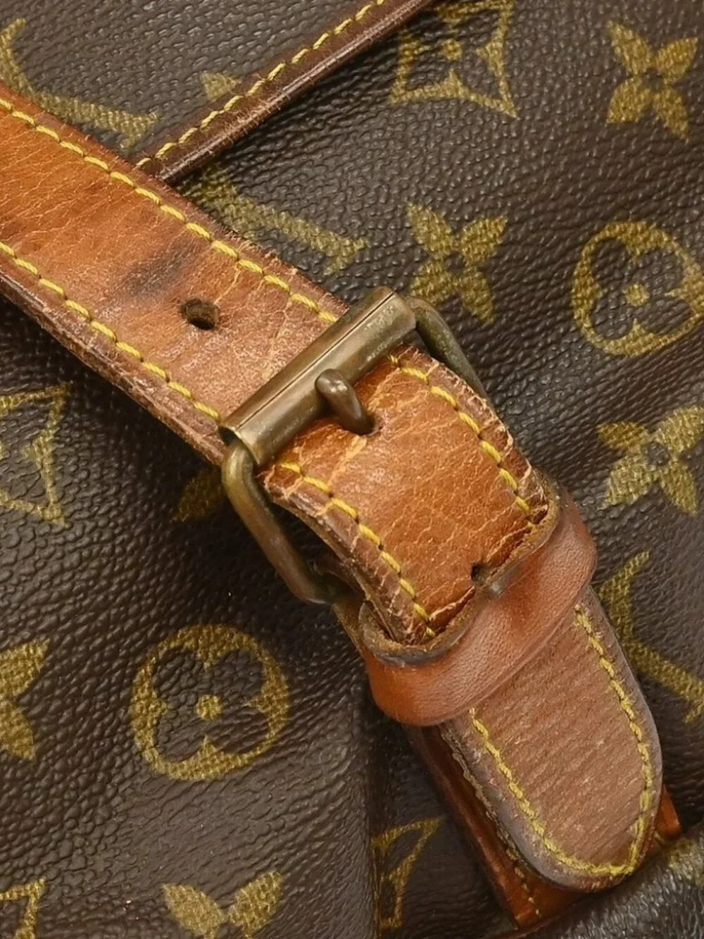 LOUIS VUITTON MONOGRAM SAUMUR 43 MESSENGER BAG